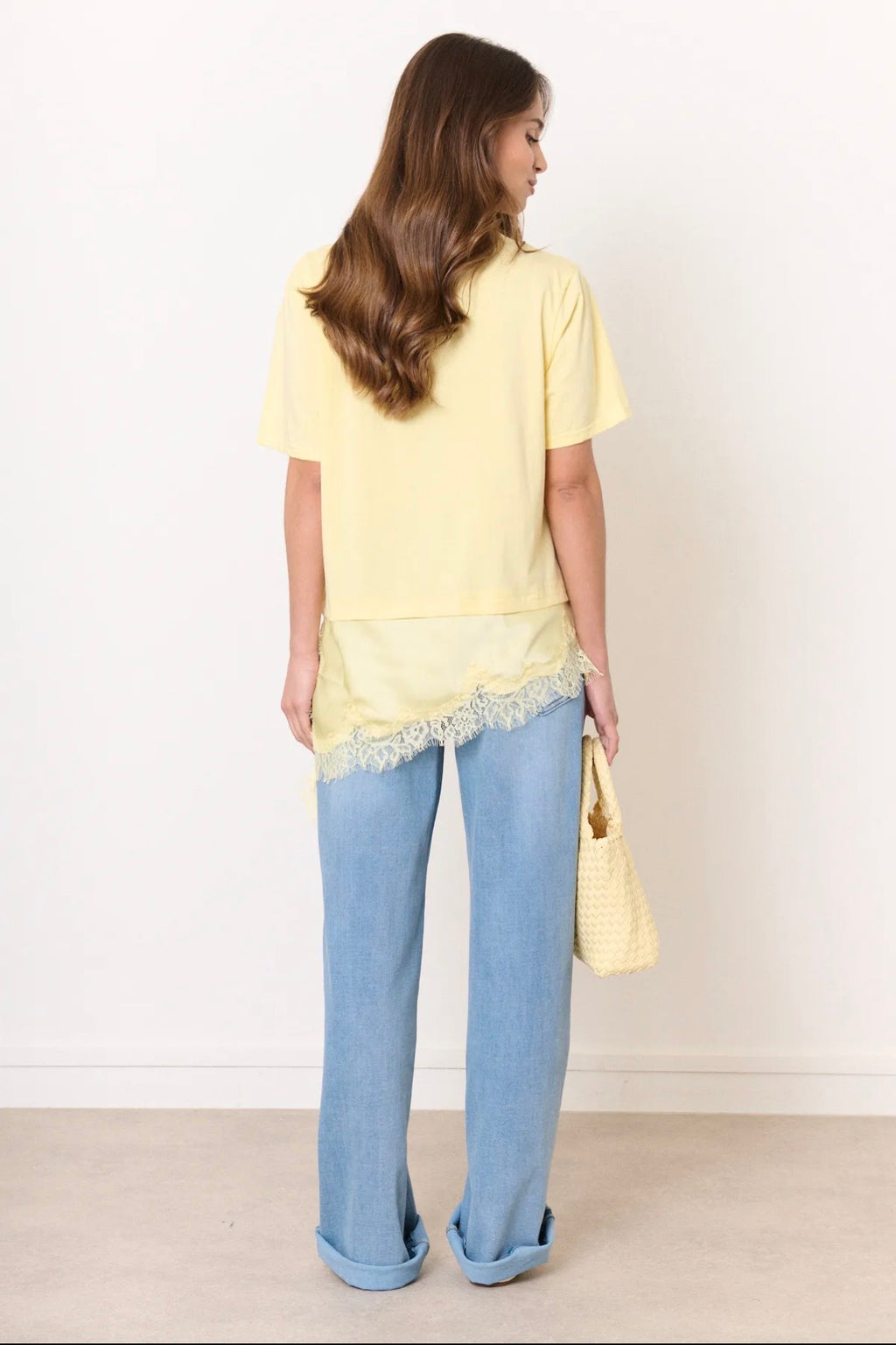 Camiseta Asimétrica encaje