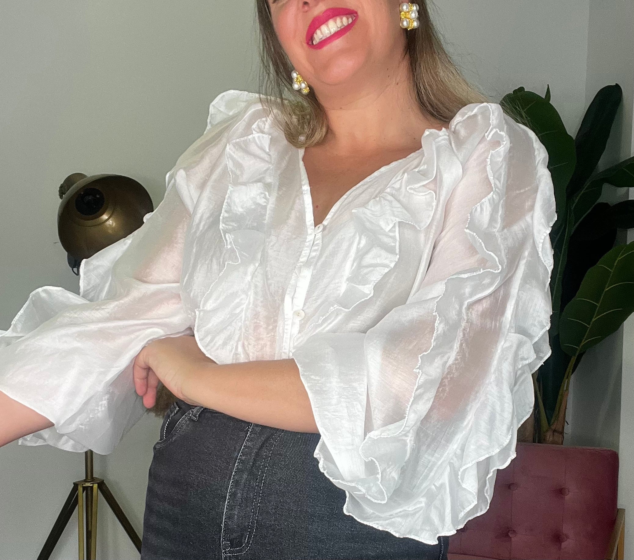 Camisa Etérea Volantes