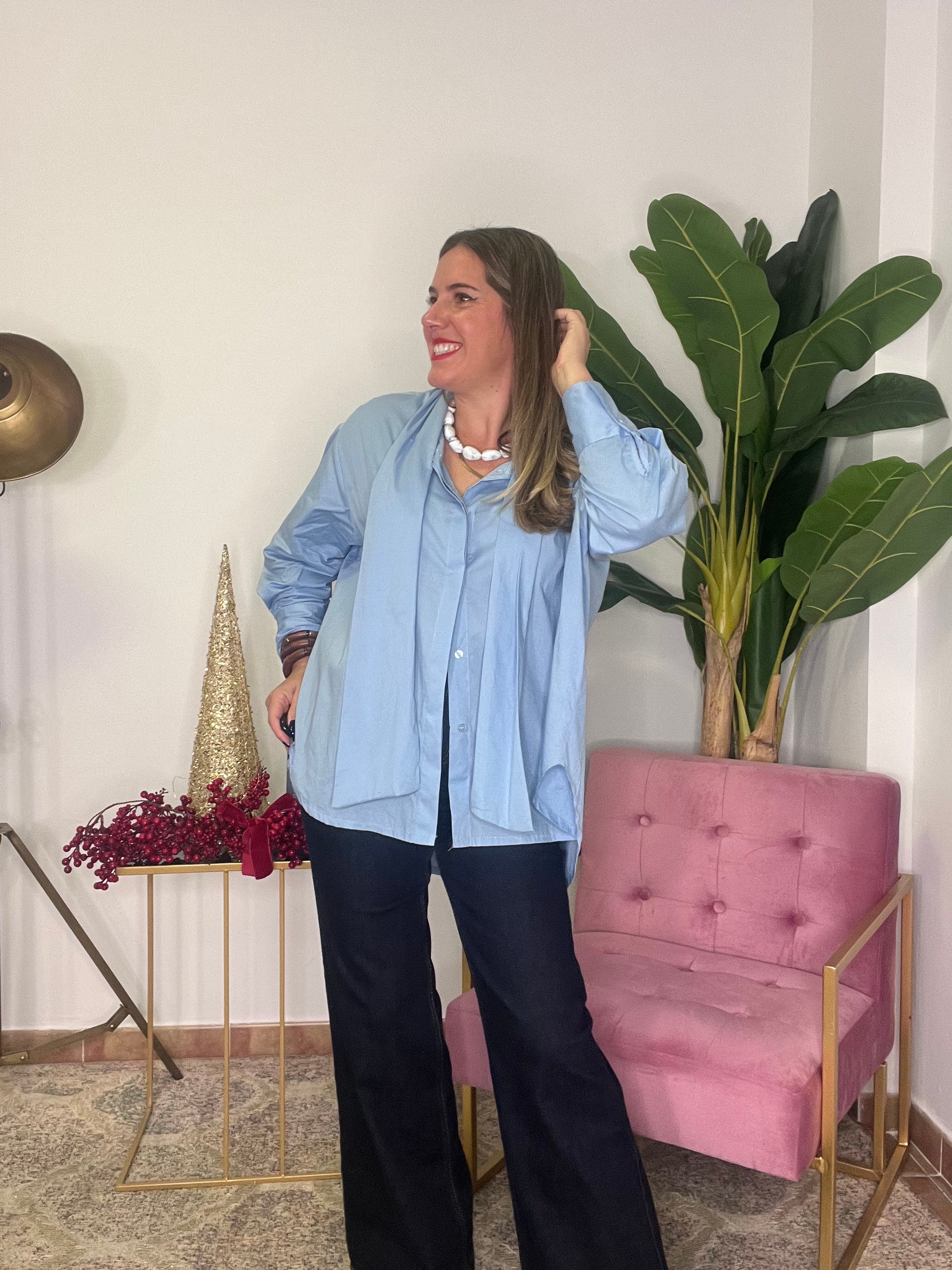 Camisa Over Lazada Celeste