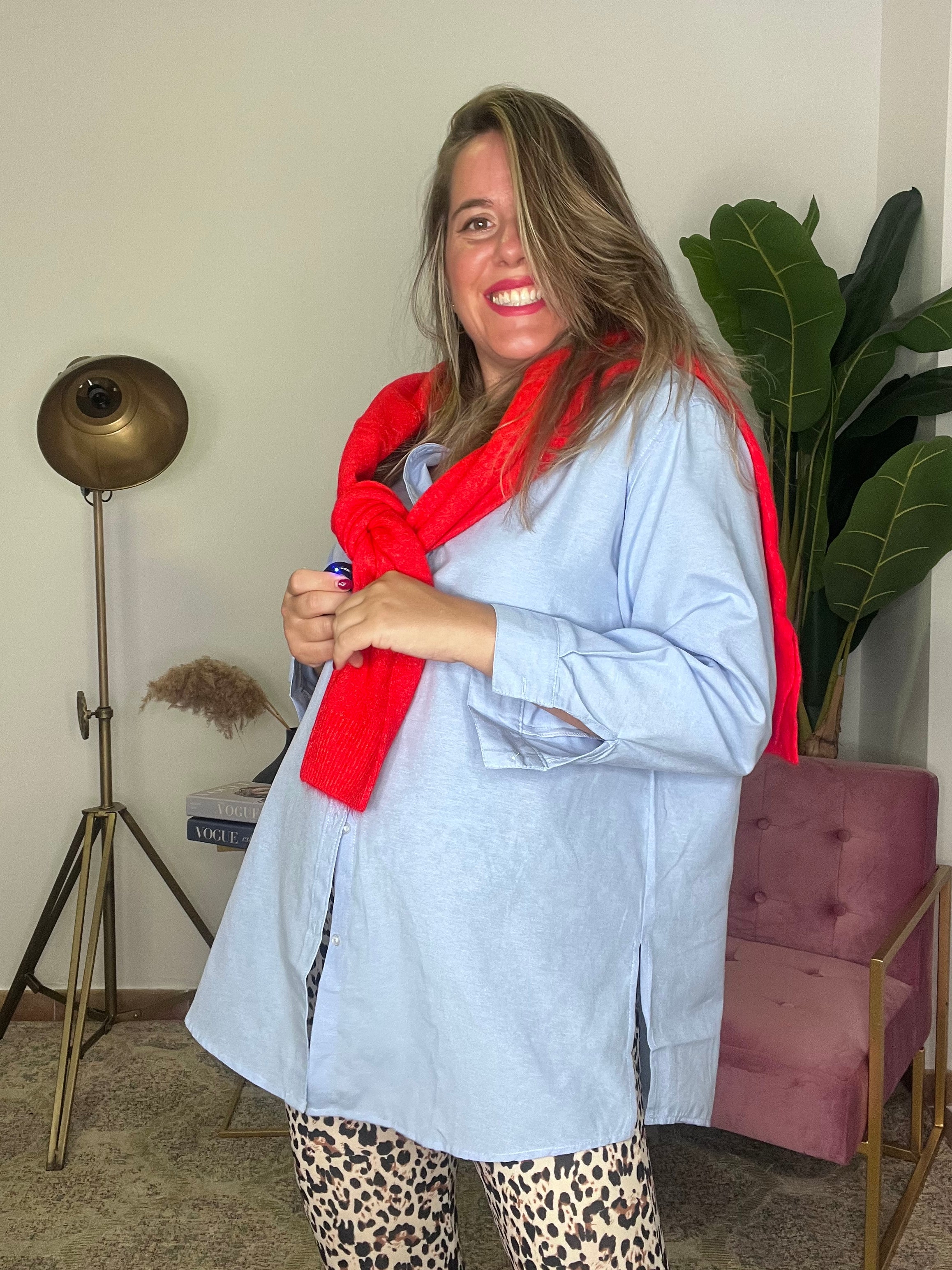 Camisa Basic Over Celeste